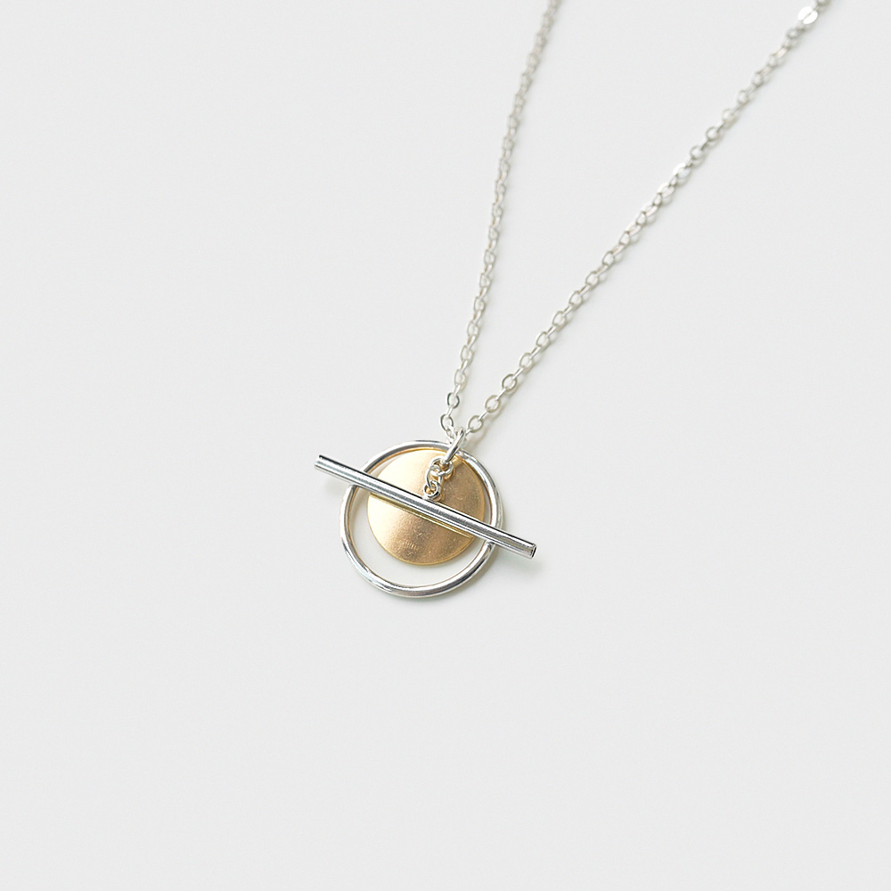 (92.5 silver) saturn necklace